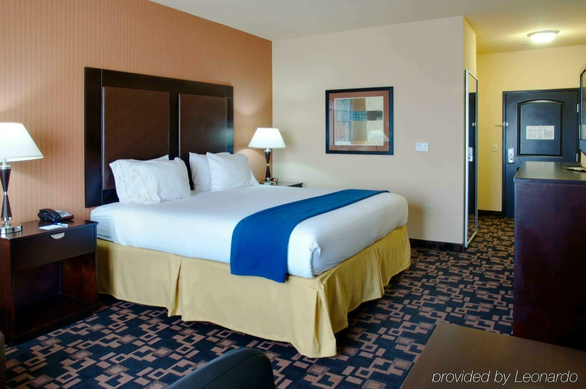 Holiday Inn Express Hotel & Suites Huntsville, An Ihg Hotel Ruang foto