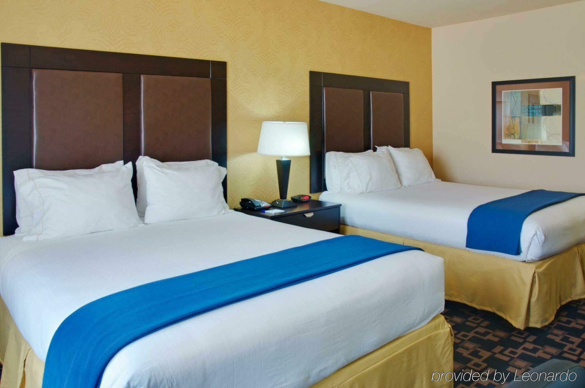 Holiday Inn Express Hotel & Suites Huntsville, An Ihg Hotel Bagian luar foto